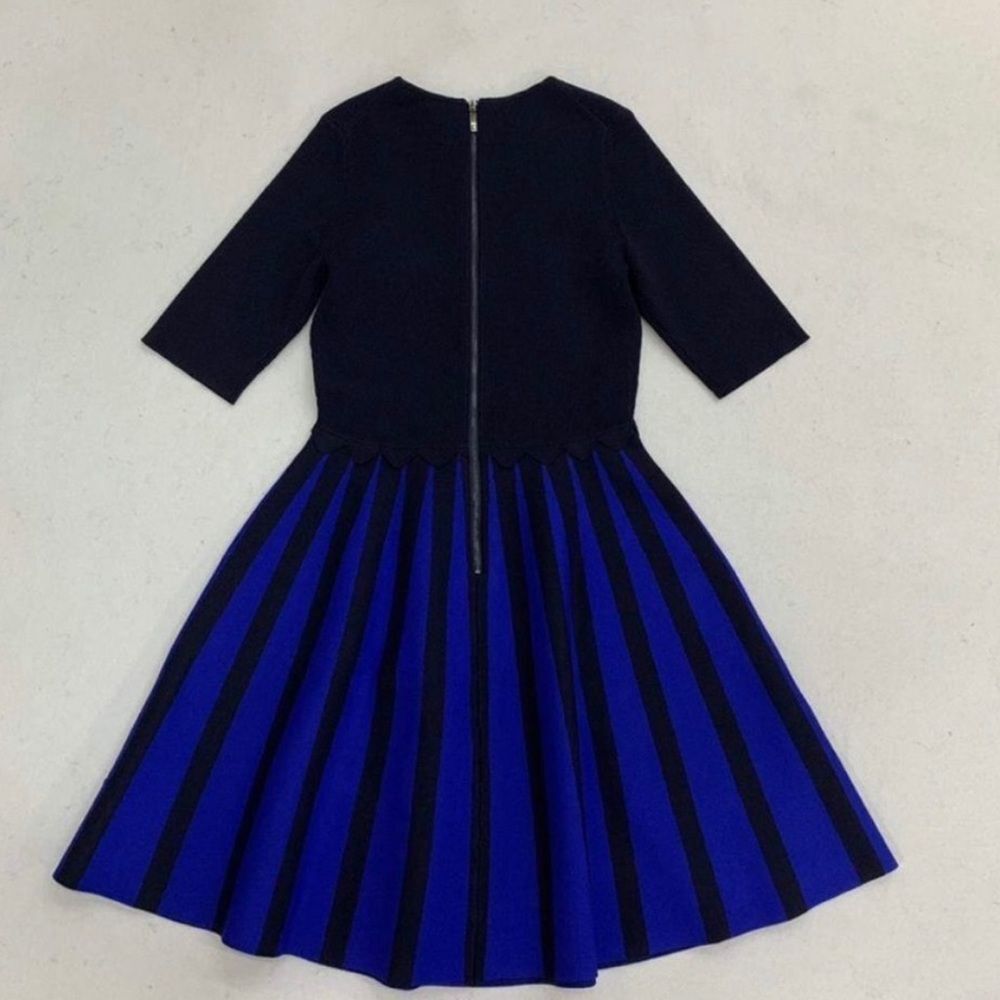 Ted Baker London Salyee Ribbed Scalloped Trim Knit Skater Dress S - Picture 6 of 9